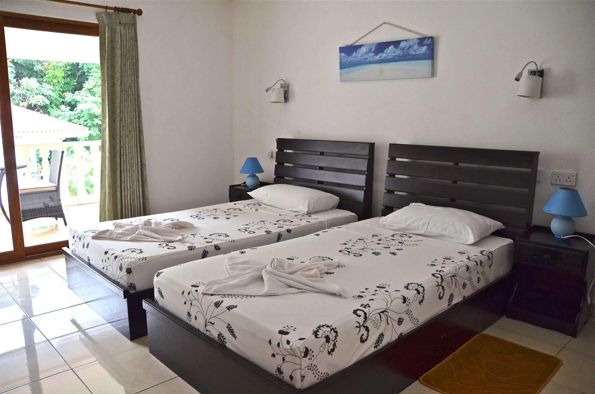 ฟอเรสท์ ลอดจ์ เกสต์ เฮาส์ Hotel Bel Ombre ภายนอก รูปภาพ